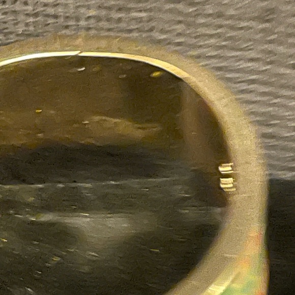 LILY PULITZER HINGED CUFF GOLD TONE BRACELET SIGNED! - Picture 5 of 9